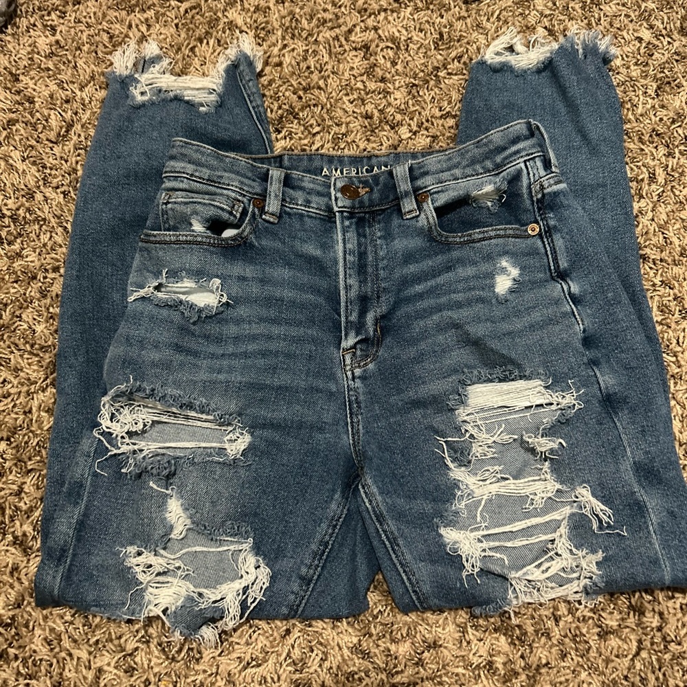 American Eagle Mom Straight Jean